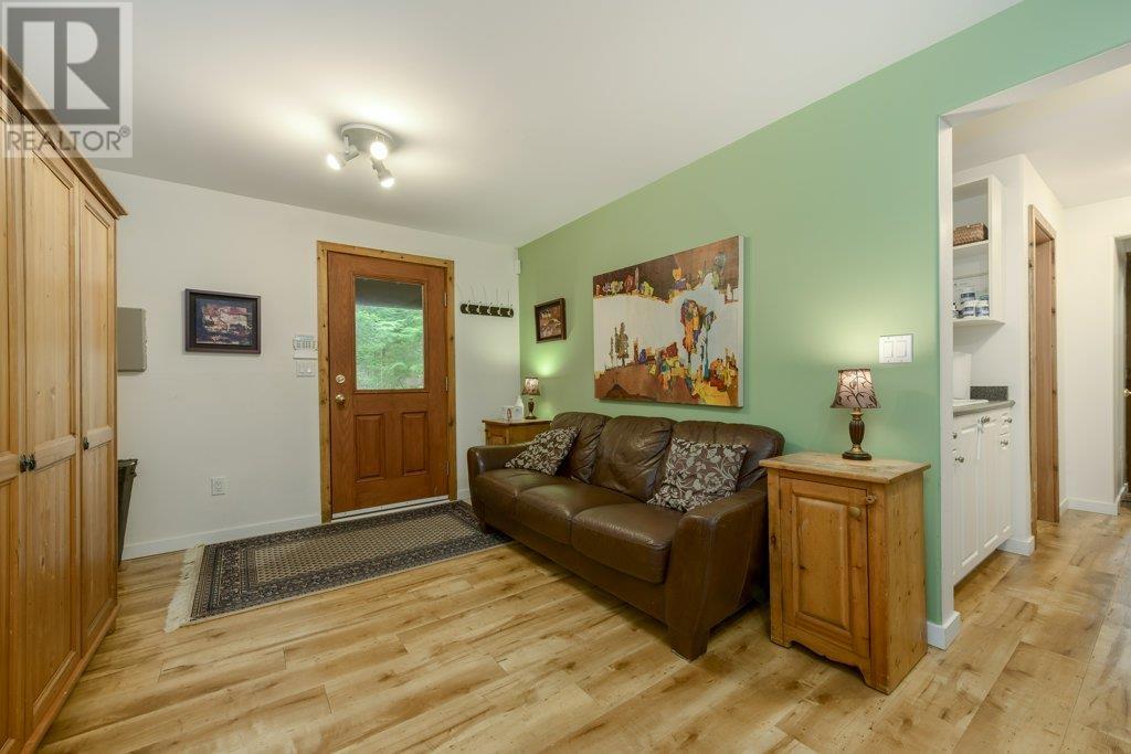 3025 Anmore Creek Way, Port Moody, British Columbia  V3H 5G6 - Photo 34 - R3003828