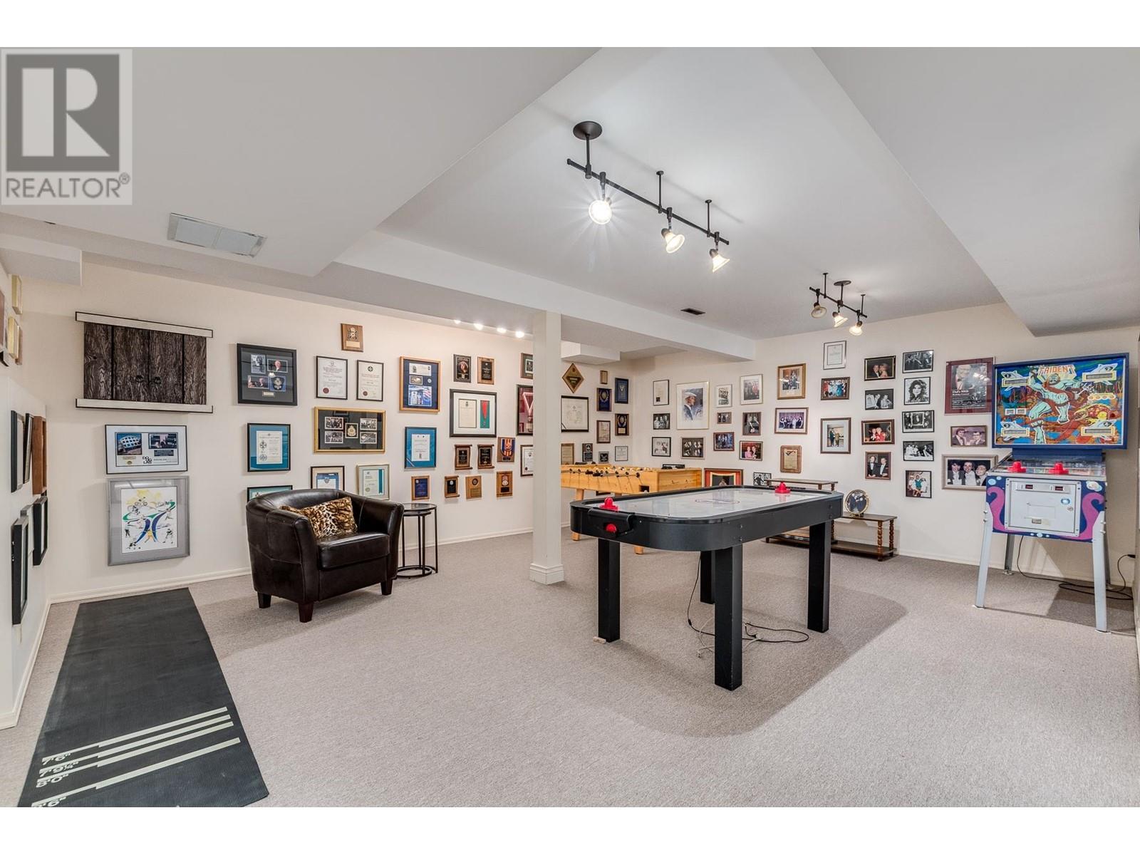 412 Walker Street, Coquitlam, British Columbia  V3K 4E3 - Photo 26 - R3003846