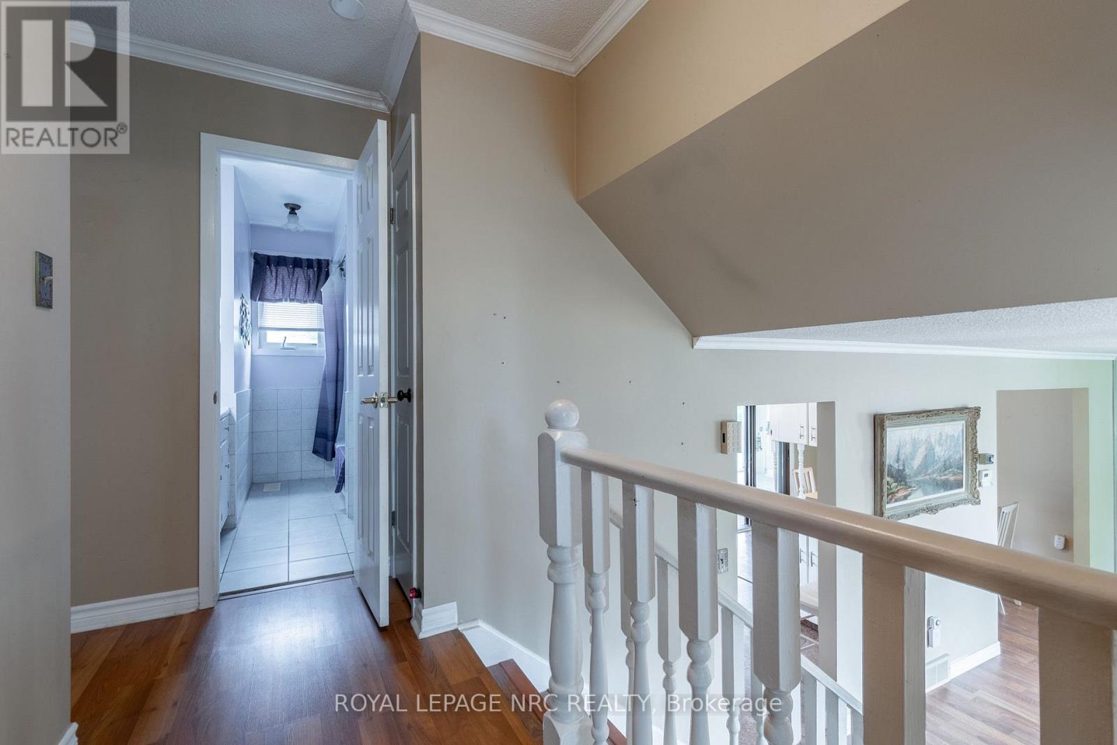 7404 Sandy Court, Niagara Falls, Ontario  L2G 7R3 - Photo 12 - X12121672