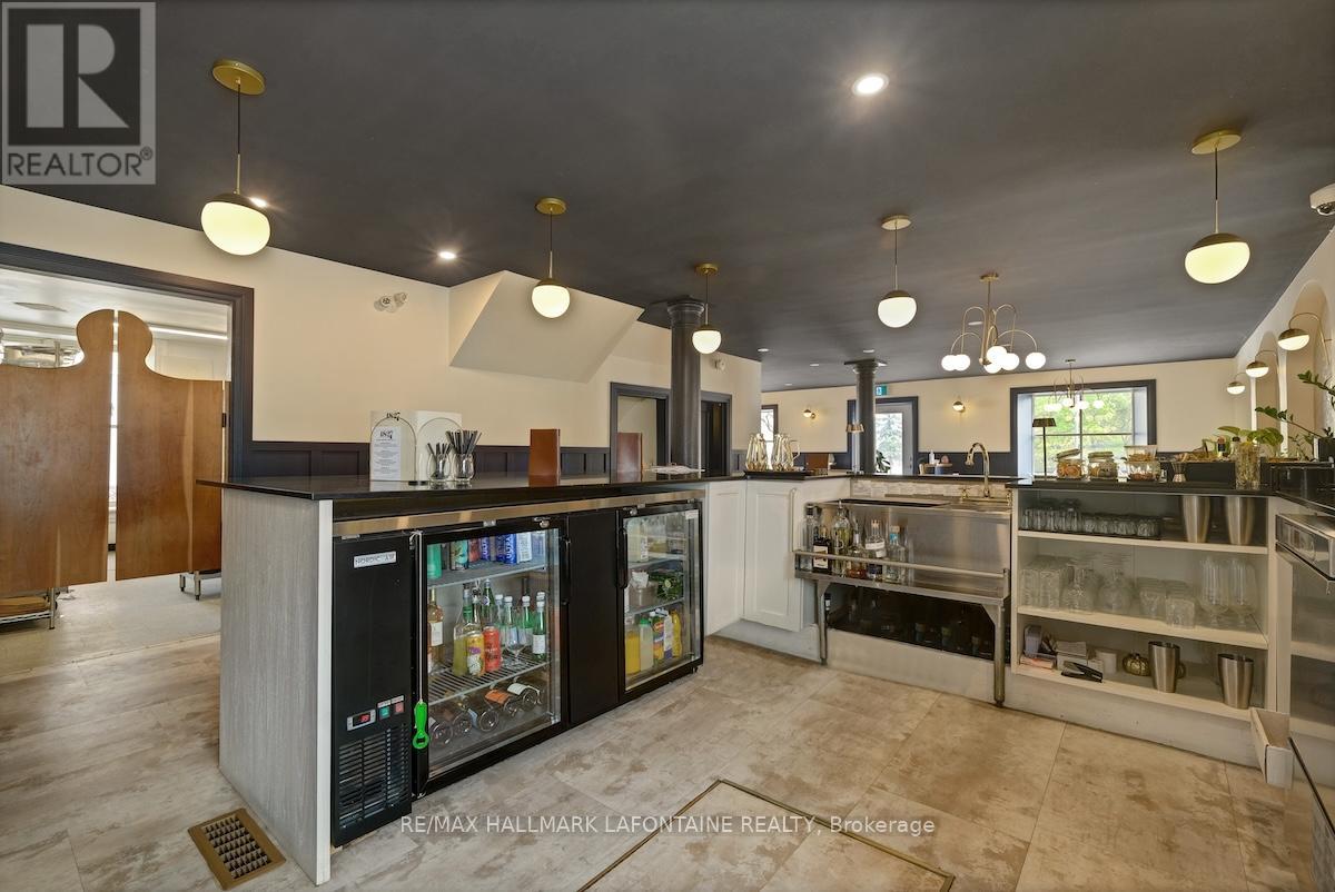 100 Gore Street E, Perth, Ontario  K7H 1J3 - Photo 16 - X12155250