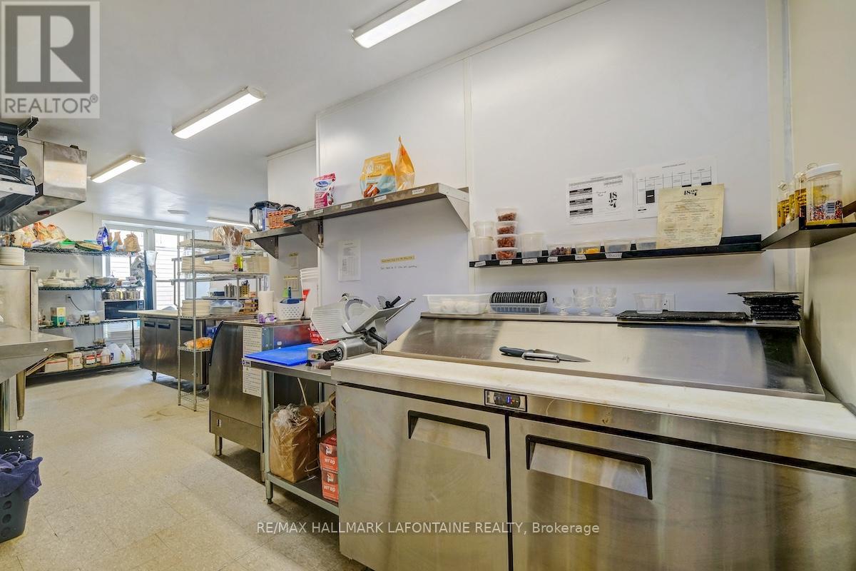 100 Gore Street E, Perth, Ontario  K7H 1J3 - Photo 26 - X12155250