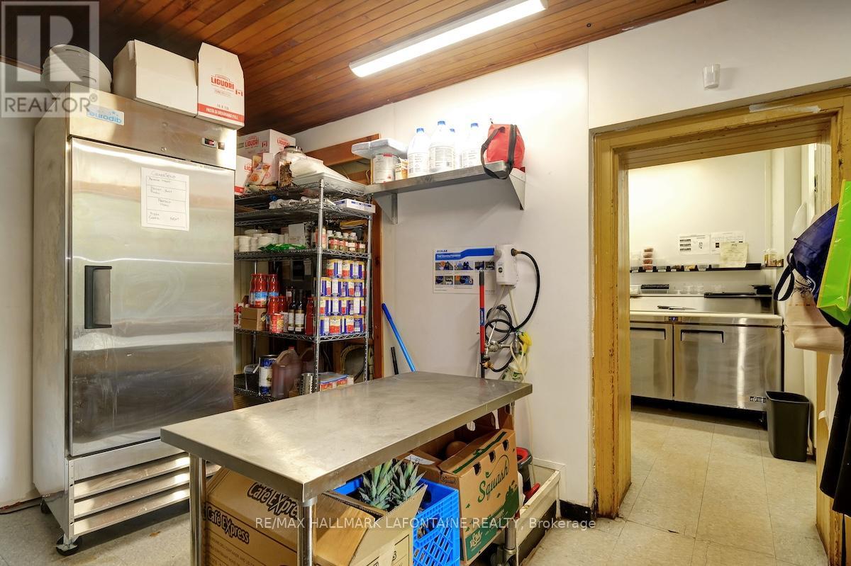 100 Gore Street E, Perth, Ontario  K7H 1J3 - Photo 29 - X12155250