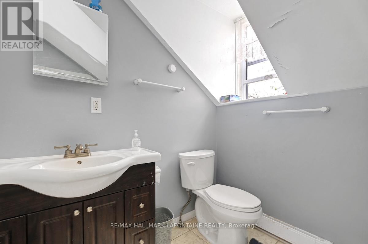 100 Gore Street E, Perth, Ontario  K7H 1J3 - Photo 43 - X12155250