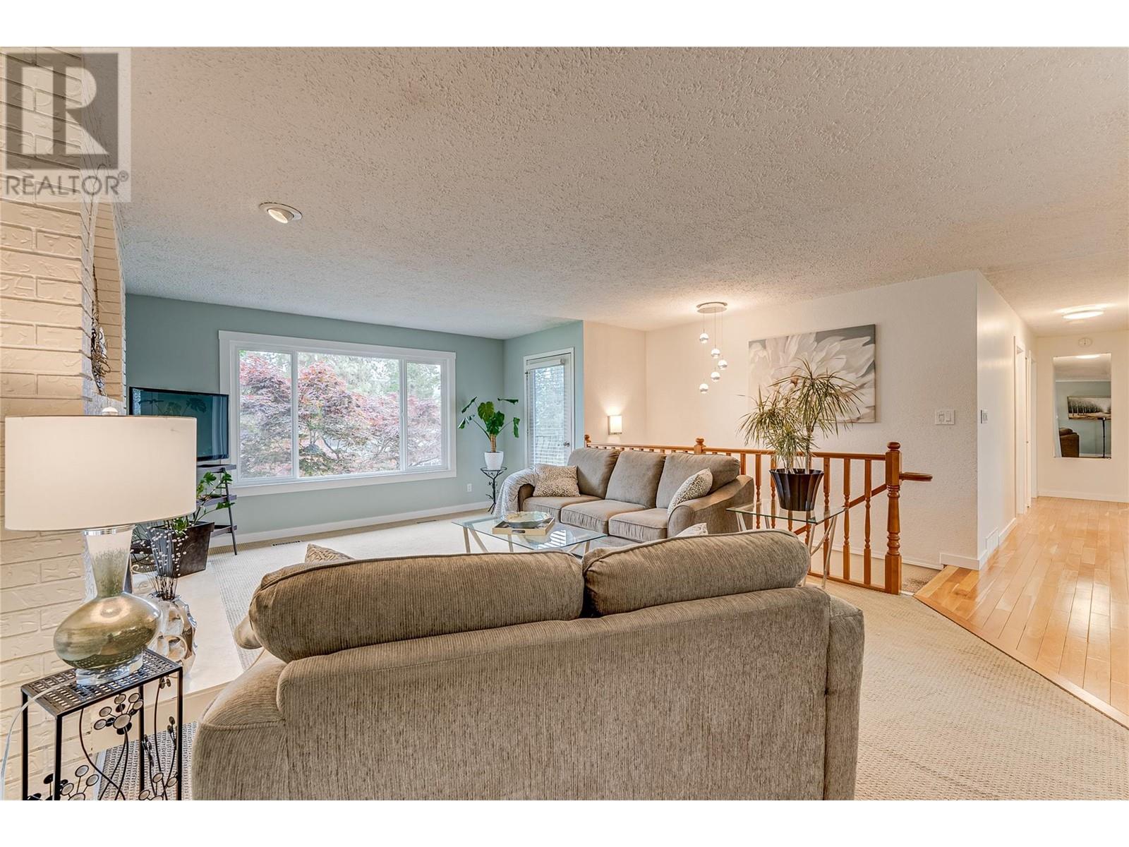 3911 15 Street, Vernon, British Columbia  V1T 7S4 - Photo 10 - 10347984
