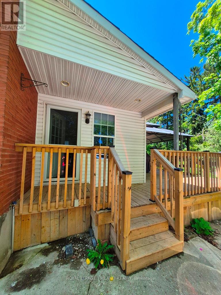 286 King Street S, Thames Centre, Ontario  N0M 2P0 - Photo 40 - X12061438