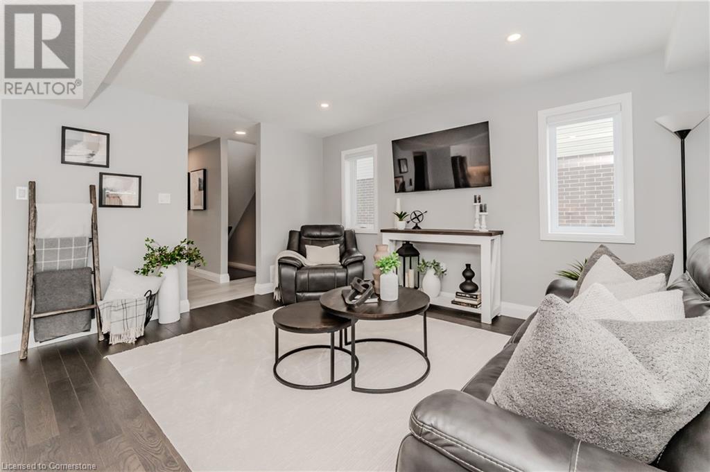 Property at 118 STEPHENSON Way image 5