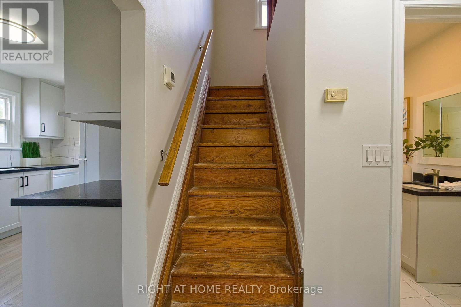 1275 Simcoe Street S, Oshawa, Ontario  L1H 4M1 - Photo 8 - E12134687