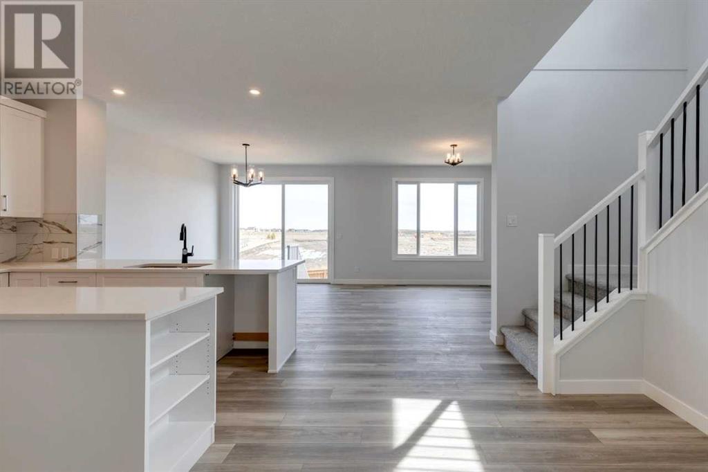 207 Sora Terrace Se, Calgary, Alberta  T3S 0L9 - Photo 5 - A2215513