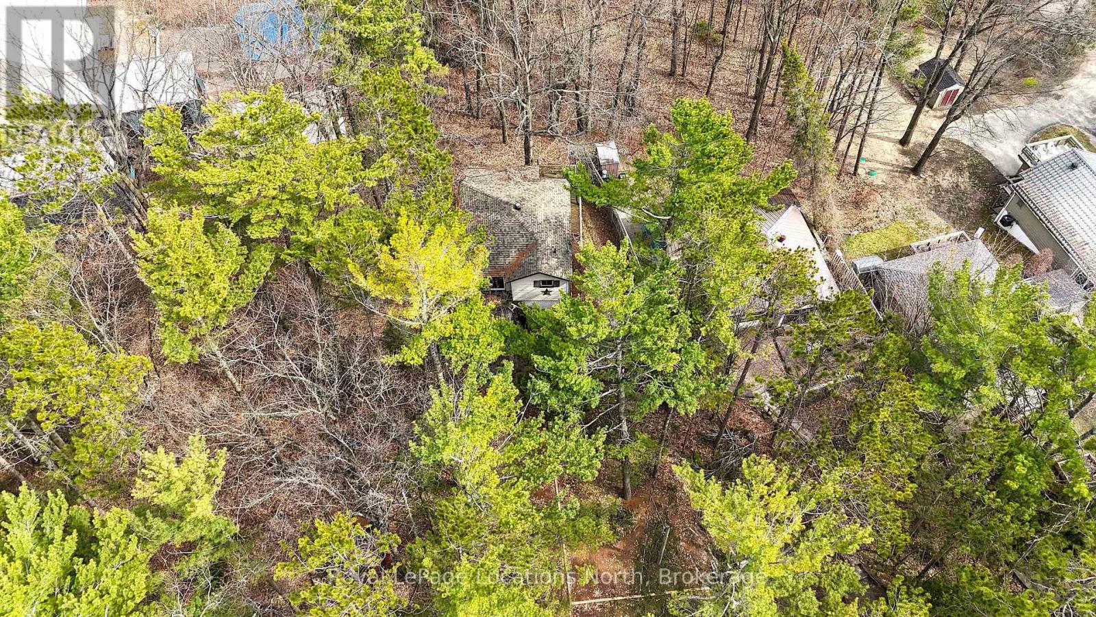 25 Balmoral Avenue, Tiny, Ontario L0L 1P1 - Photo 17 - S12155019