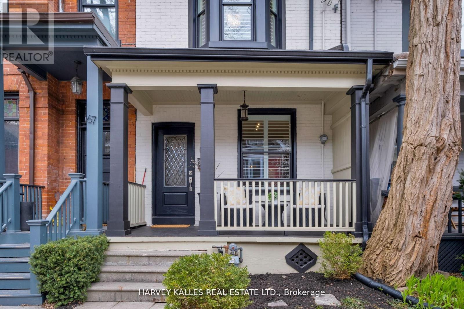 Property at 65 TIVERTON AVENUE image 4