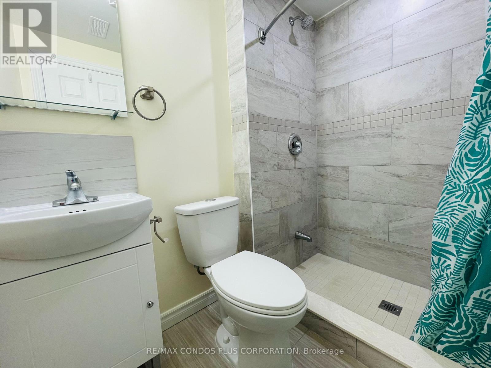 2b - 721 Danforth Avenue, Toronto, Ontario  M4J 1L2 - Photo 5 - E12155218