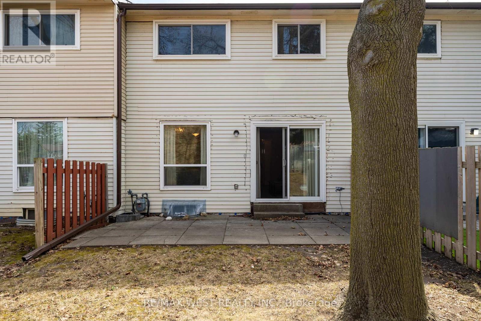 68 - 222 Pearson Street, Oshawa, Ontario  L1G 7C6 - Photo 37 - E12155238