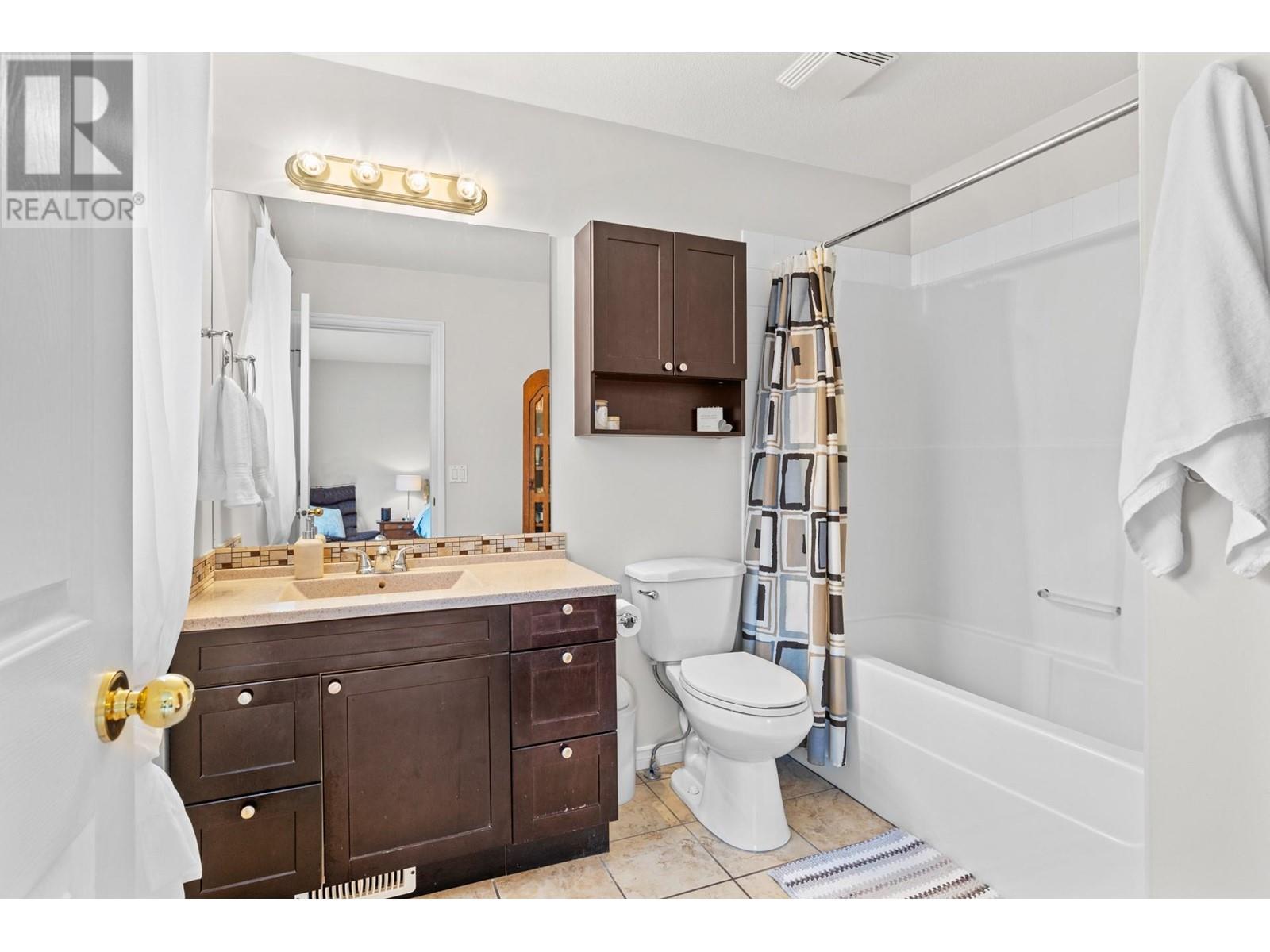 396 Mccarren Avenue, Kelowna, British Columbia  V1W 4W3 - Photo 16 - 10348387