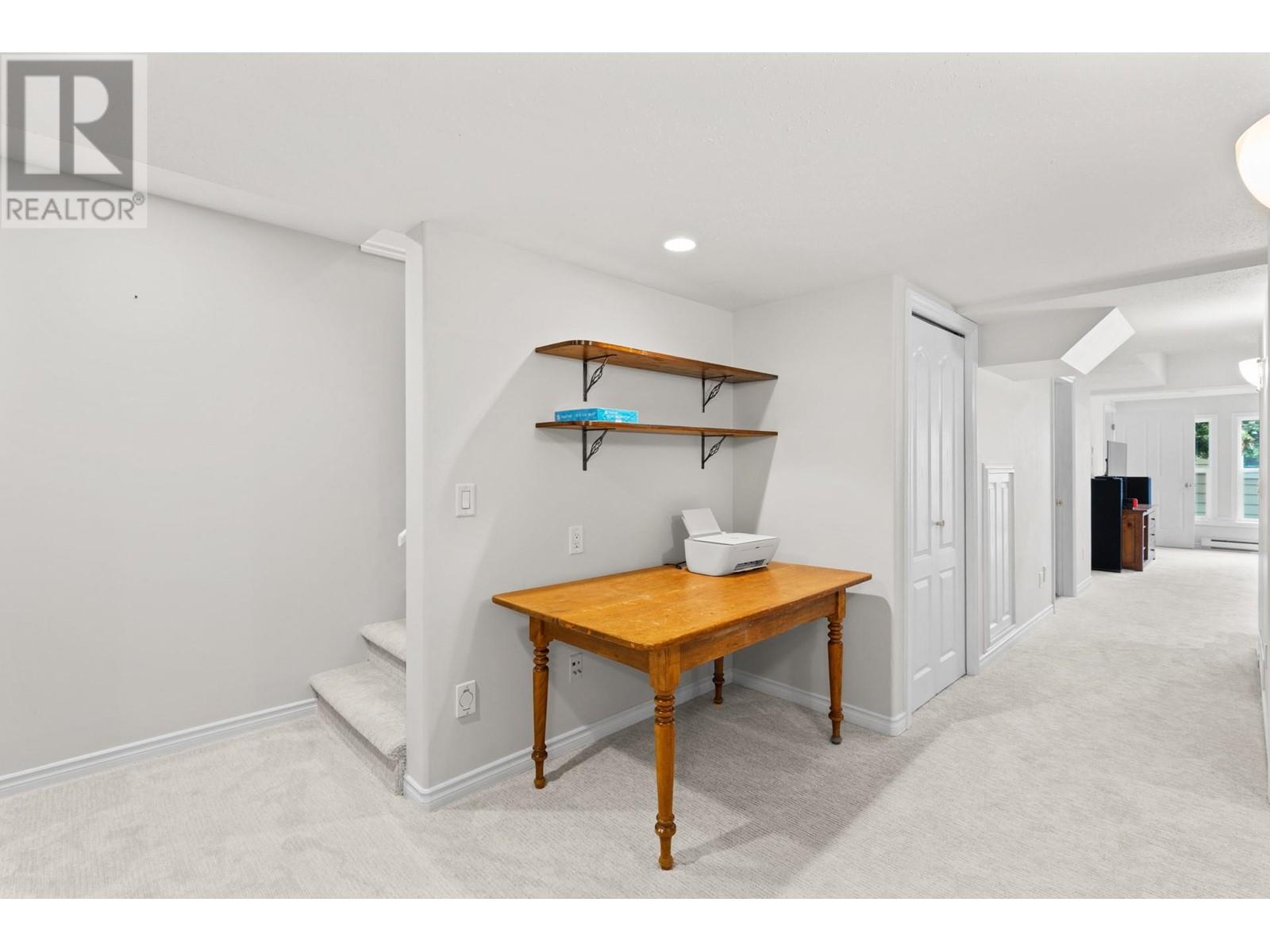 396 Mccarren Avenue, Kelowna, British Columbia  V1W 4W3 - Photo 22 - 10348387