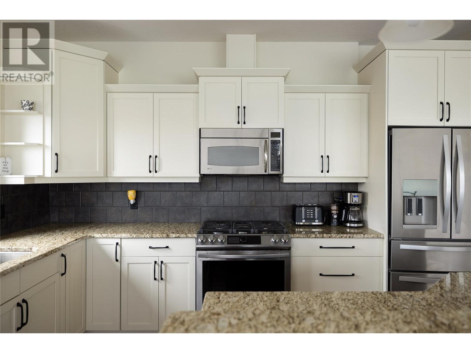 204 Harvest Court, Vernon, British Columbia  V1H 1Z8 - Photo 19 - 10348291