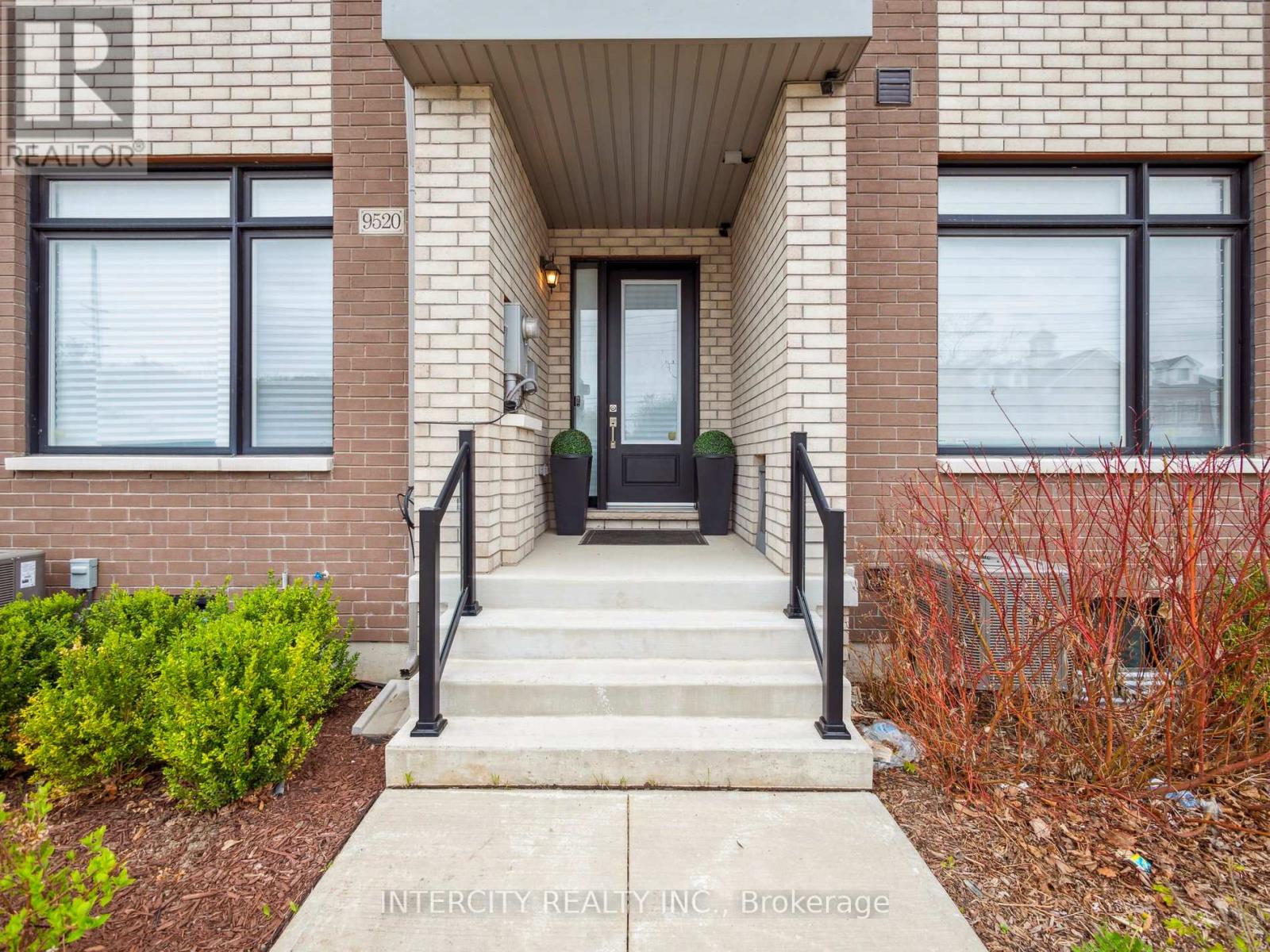 9520 Weston Road, Vaughan, Ontario  L4H 0P4 - Photo 2 - N12155186