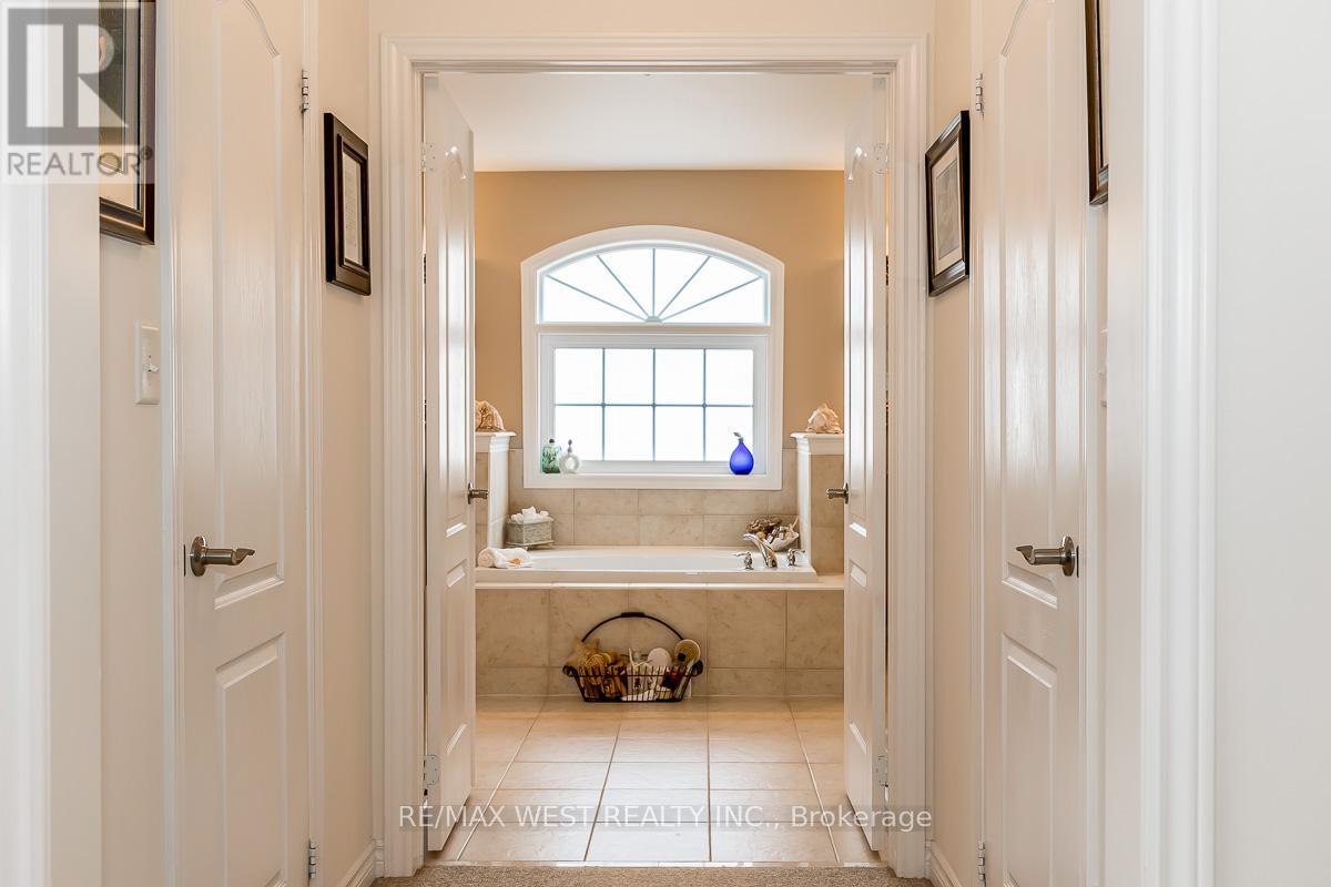 118 Succession Crescent, Barrie, Ontario  L4M 7G7 - Photo 28 - S12155214