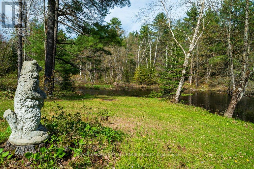 1058 Jacques Bay Road, Addington Highlands (Addington Highlands), Ontario  K0H 1K0 - Photo 11 - X12155339