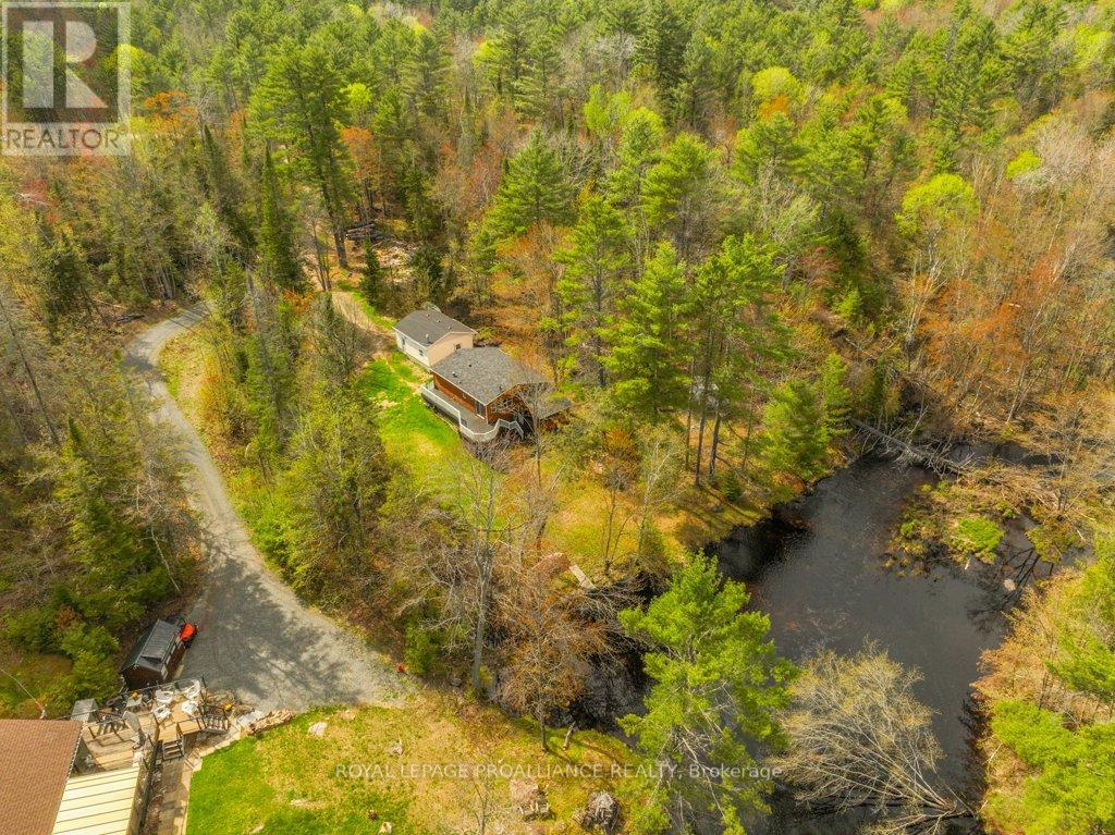 1058 Jacques Bay Road, Addington Highlands (Addington Highlands), Ontario  K0H 1K0 - Photo 41 - X12155339