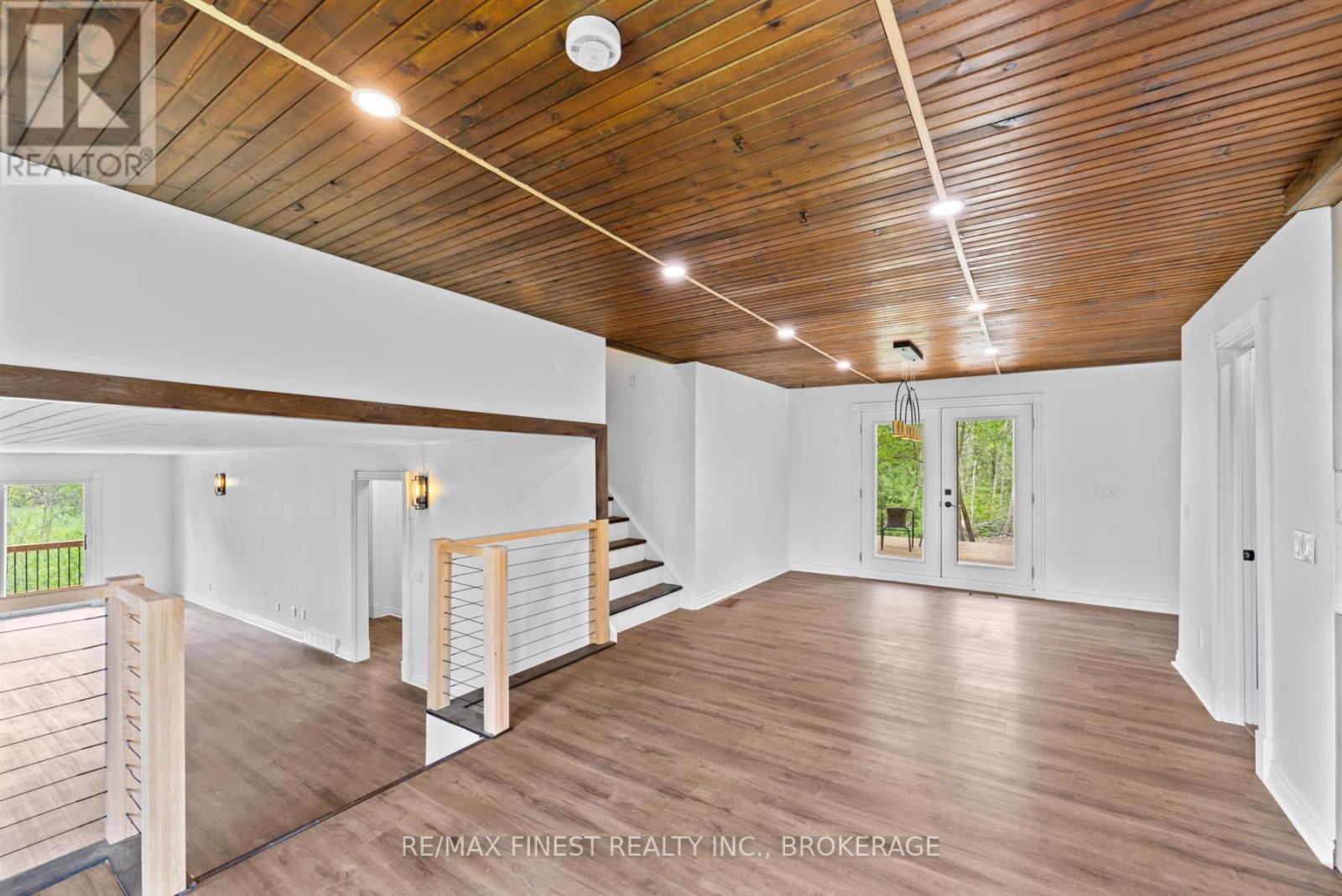 3327 Wilton Road, South Frontenac, Ontario  K0H 1V0 - Photo 18 - X12155287
