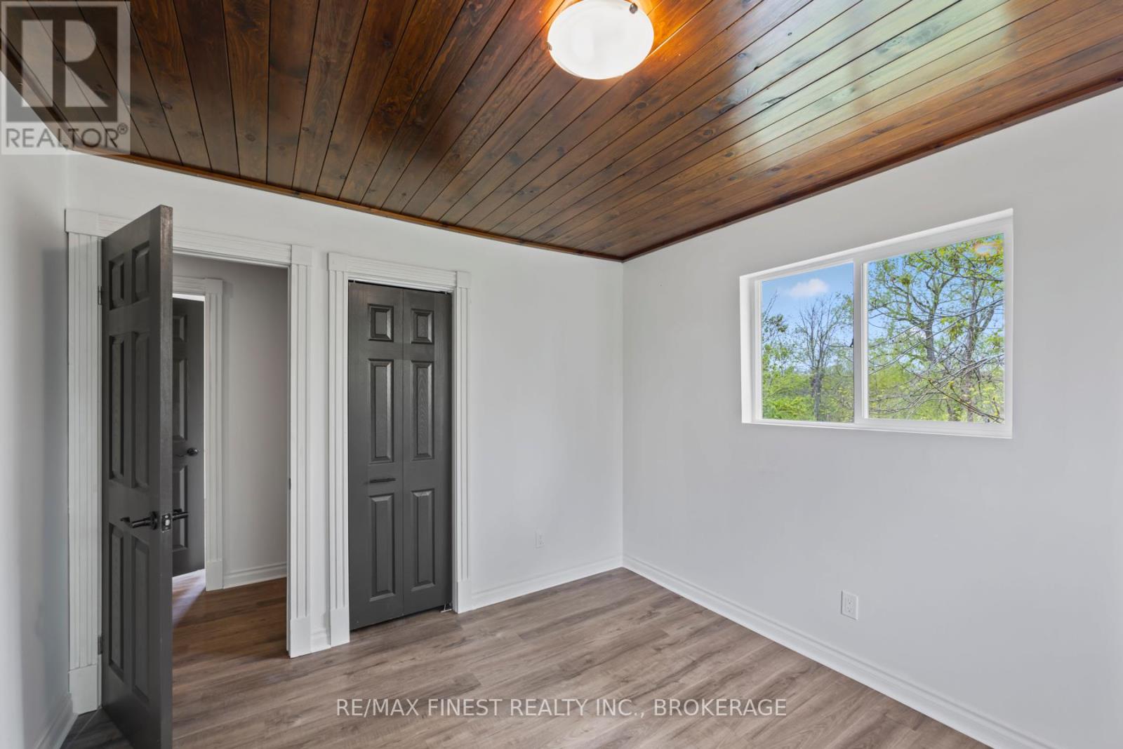 3327 Wilton Road, South Frontenac, Ontario  K0H 1V0 - Photo 41 - X12155287