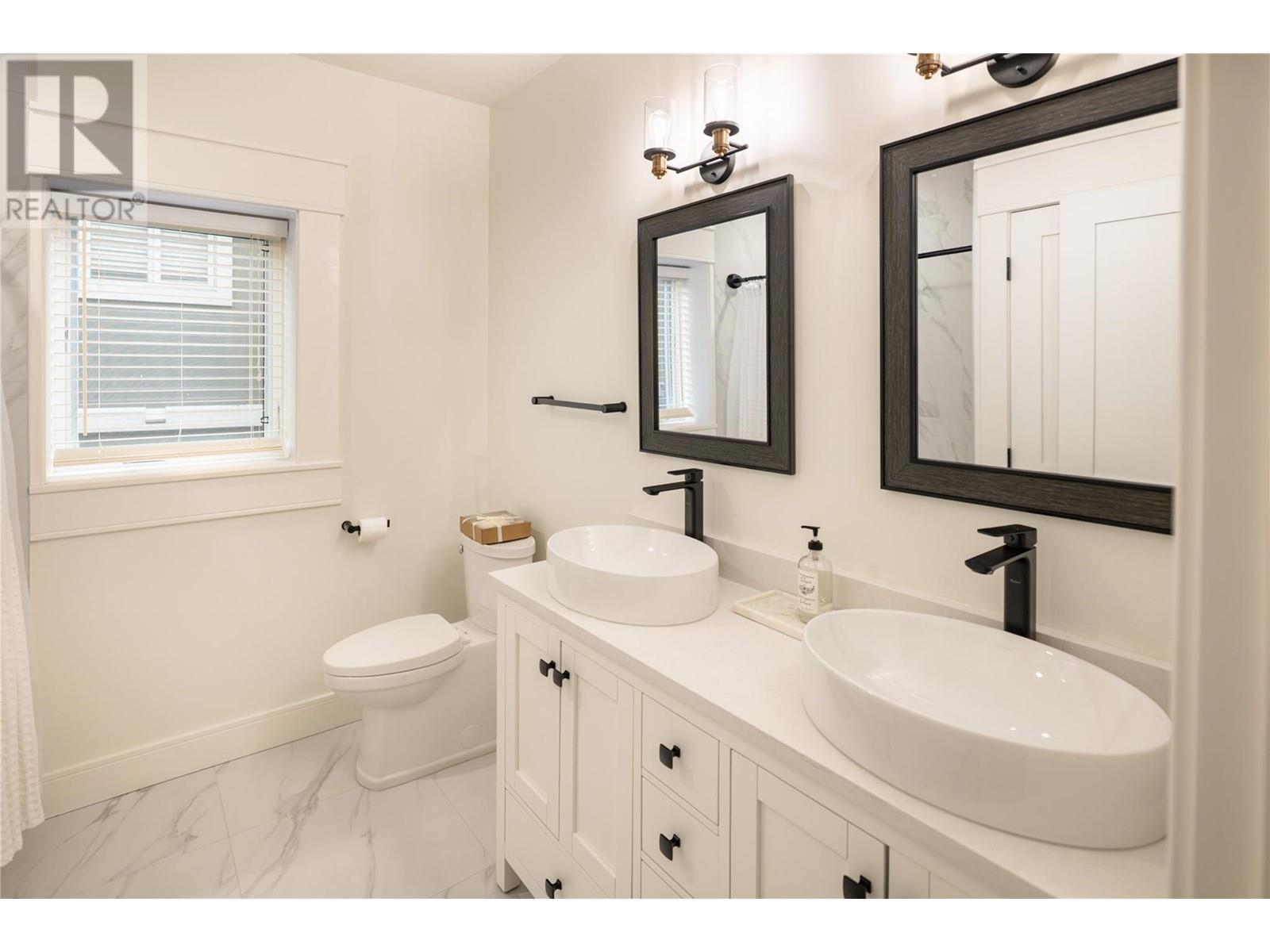628 Devonian Avenue Kelowna Photo 33