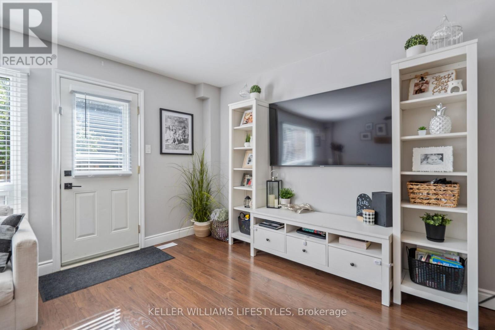 9 - 166 Southdale Road W, London South, Ontario  N6J 2J1 - Photo 10 - X12155395