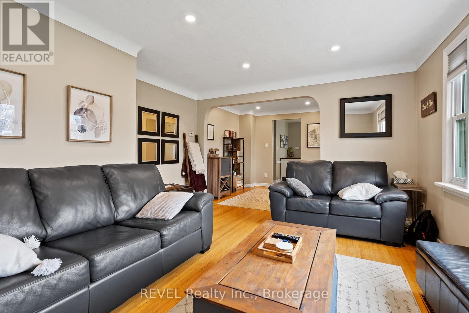 271 Linwell Road, St. Catharines (Vine/linwell), Ontario  L2N 1S6 - Photo 6 - X12122190