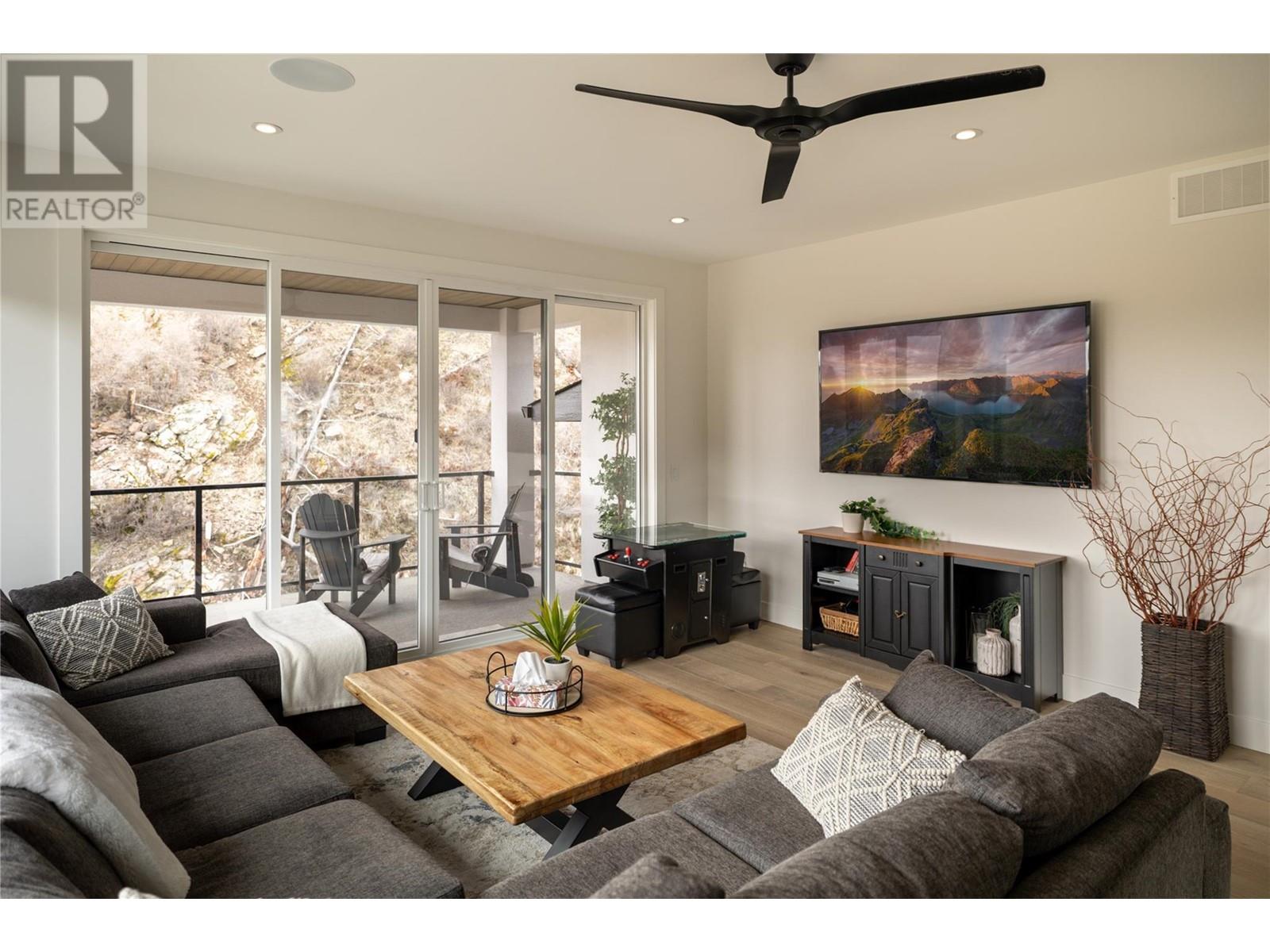463 Vision Court, Kelowna, British Columbia  V1W 0C4 - Photo 29 - 10340430