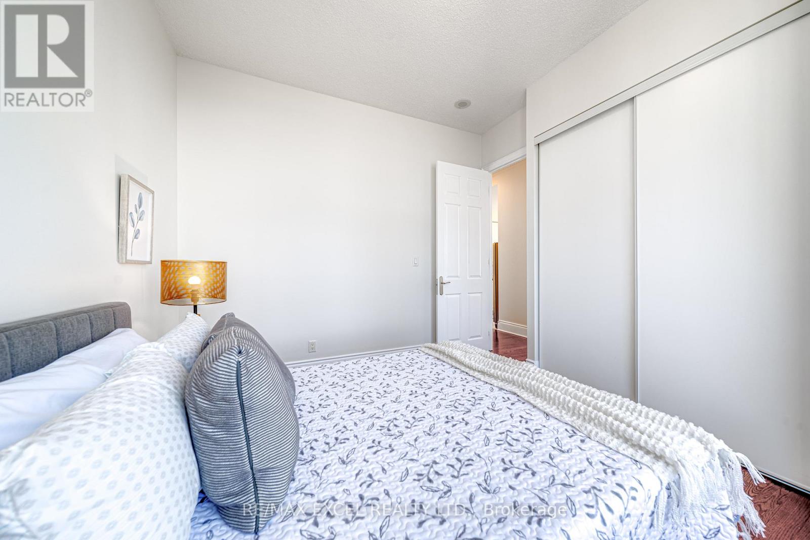 Gph9 - 3880 Duke Of York Boulevard, Mississauga, Ontario  L5B 4M7 - Photo 17 - W12152731
