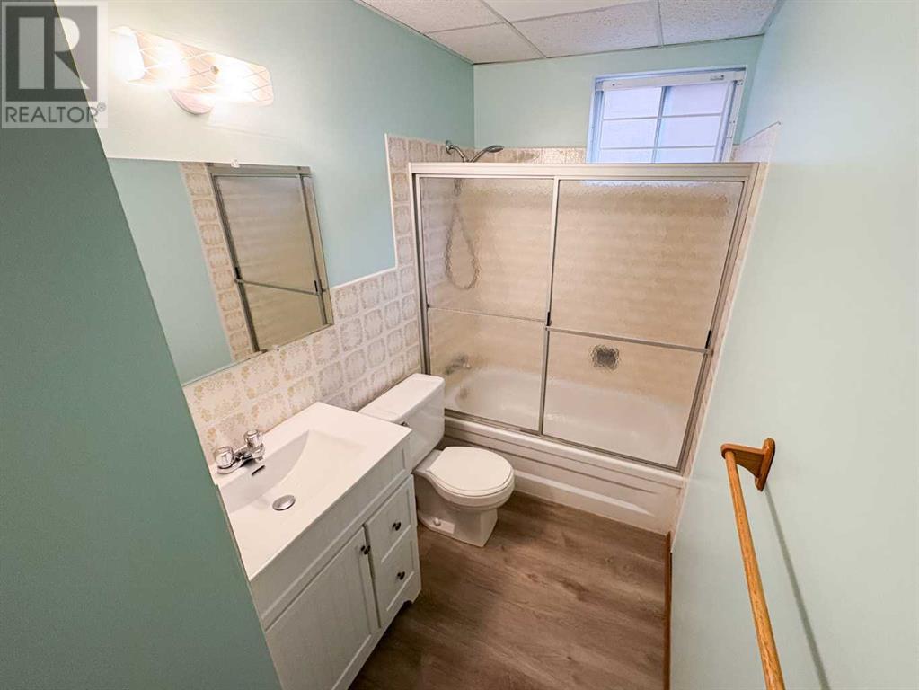 406 11 Street Ne, Calgary, Alberta  T2E 4N6 - Photo 22 - A2221925