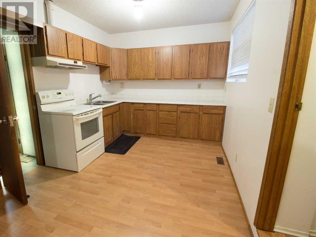 406 11 Street Ne, Calgary, Alberta  T2E 4N6 - Photo 14 - A2221925