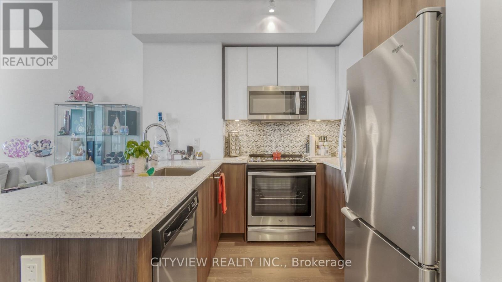 3208 - 20 Shore Breeze Drive, Toronto, Ontario  M8V 0C7 - Photo 9 - W12155248
