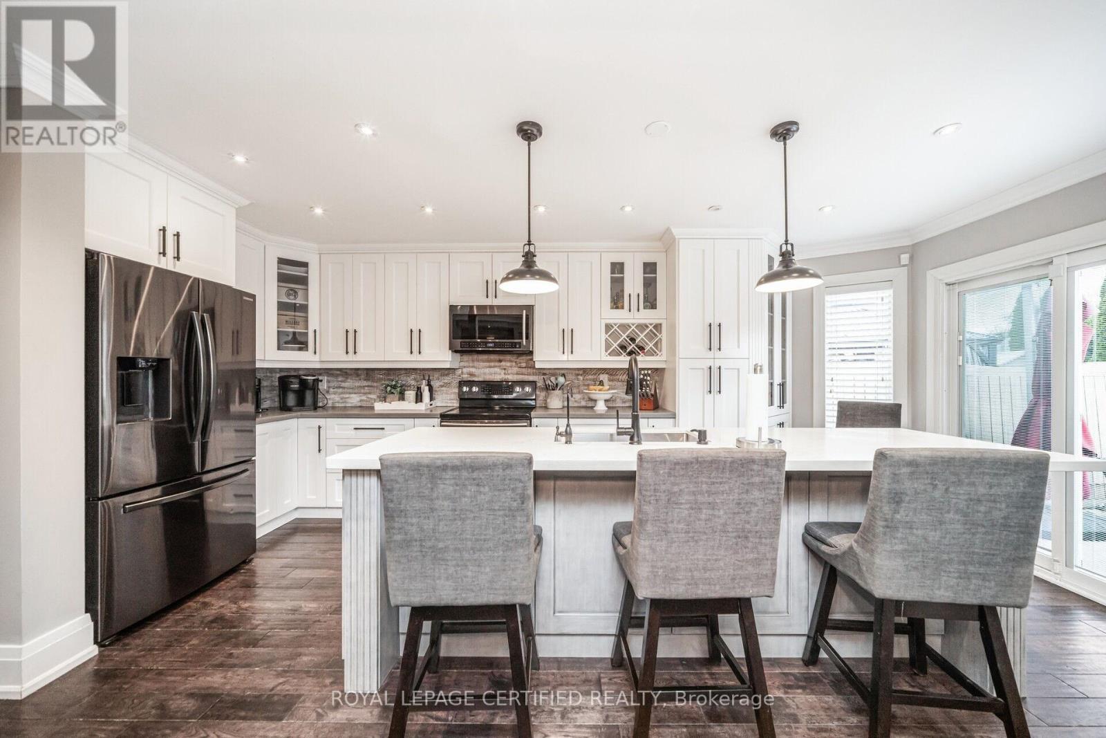73 Headwater Road, Caledon (Bolton West), Ontario  L7E 2W4 - Photo 13 - W12155254
