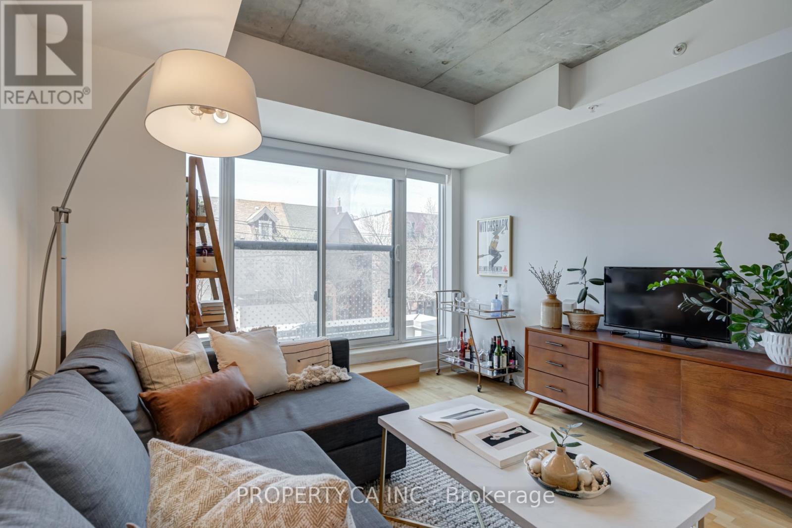 203 - 109 Ossington Avenue, Toronto, Ontario  M6J 0G1 - Photo 13 - C12130094