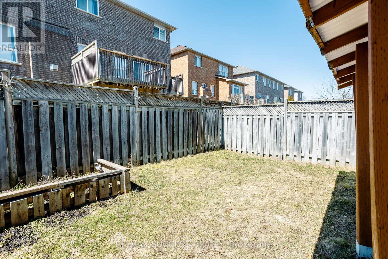 384 Flagstone Way, Newmarket, Ontario  L3X 2R3 - Photo 14 - N12092798