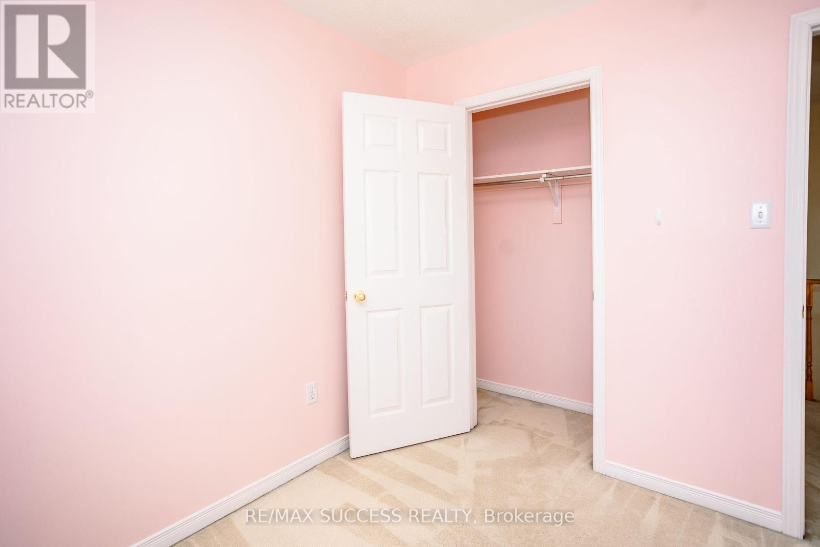 384 Flagstone Way, Newmarket, Ontario  L3X 2R3 - Photo 19 - N12092798