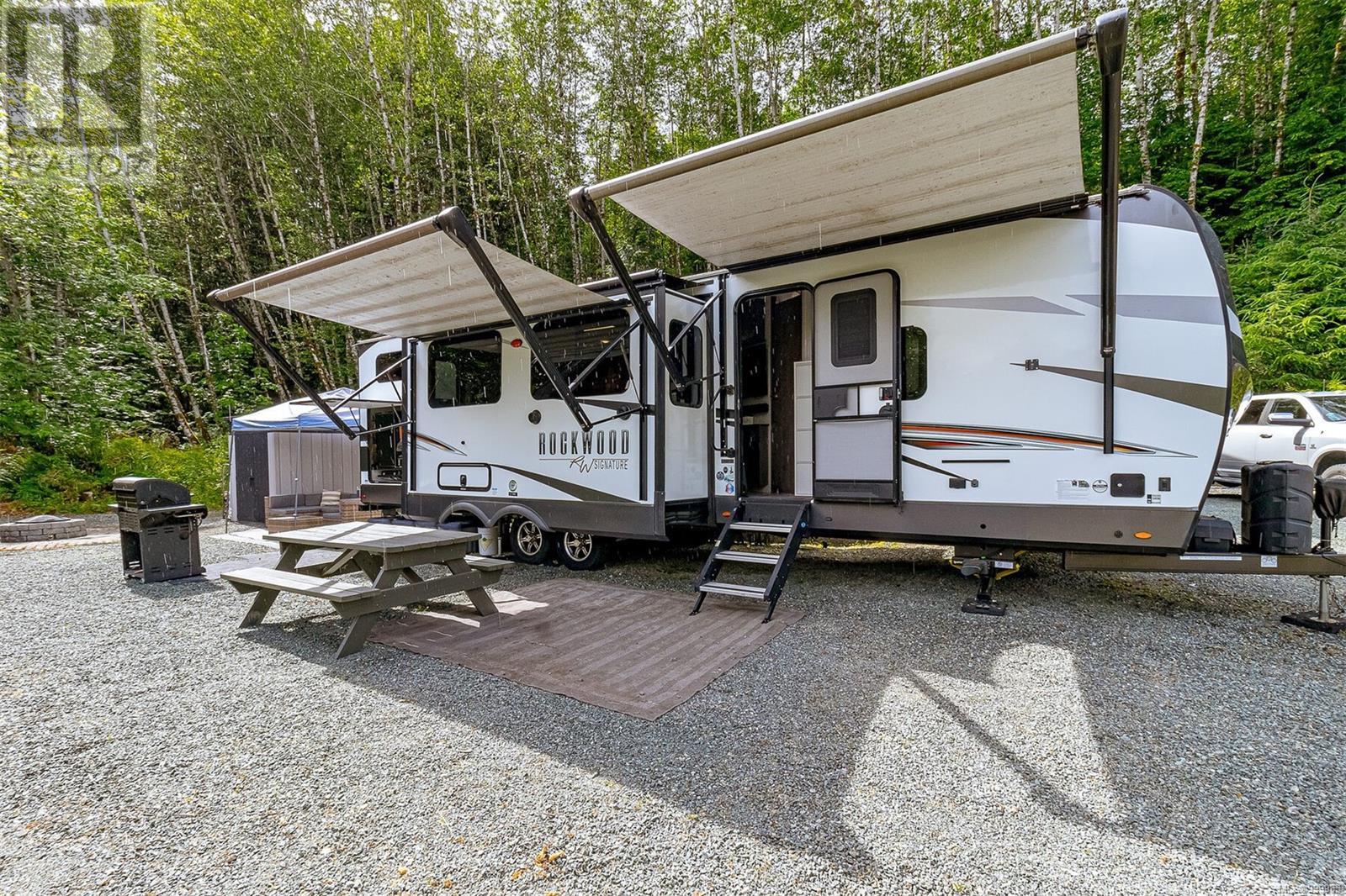 5 8631 South Shore Rd, Lake Cowichan, British Columbia  V0R 2G0 - Photo 3 - 999983