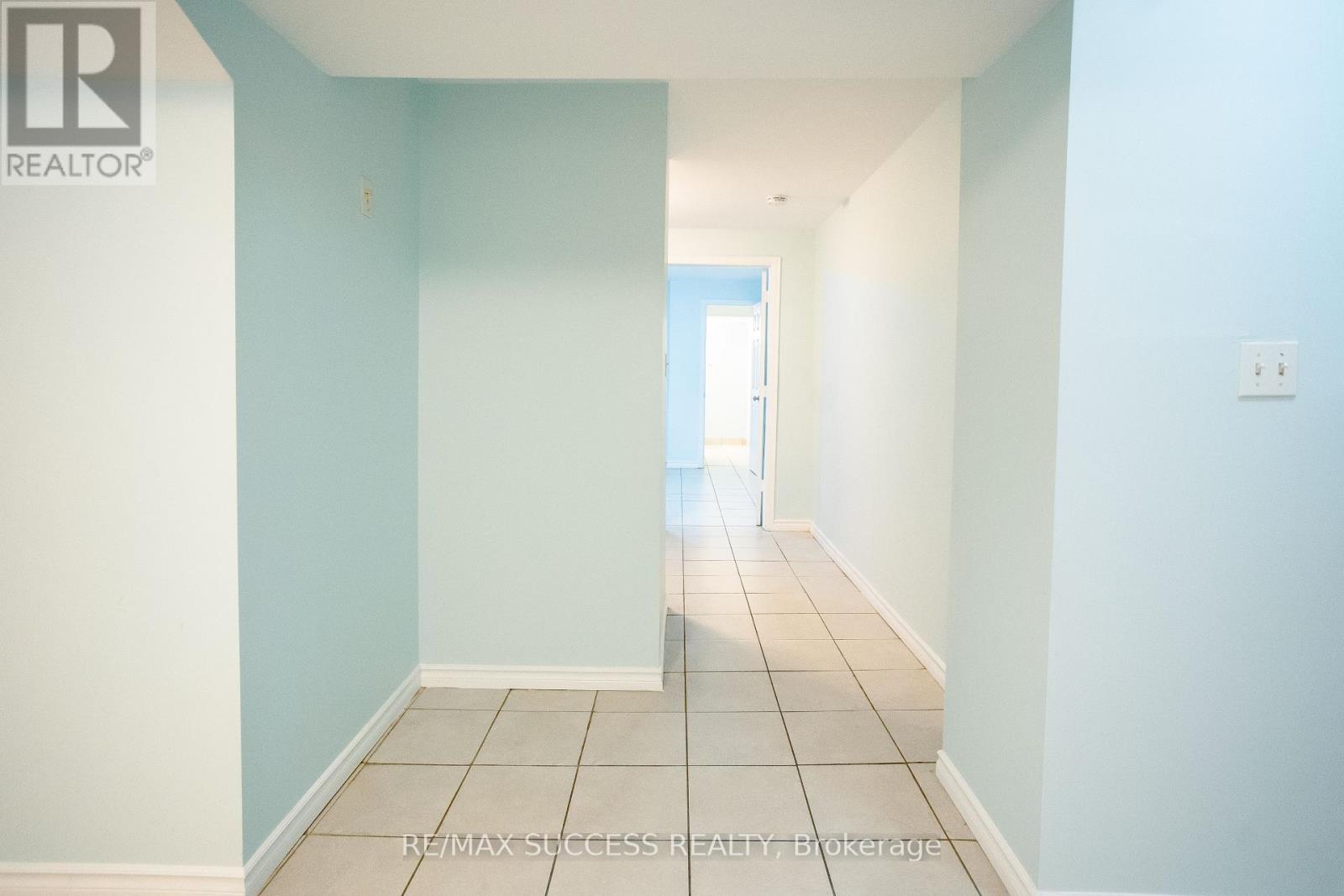 384 Flagstone Way, Newmarket, Ontario  L3X 2R3 - Photo 29 - N12092798