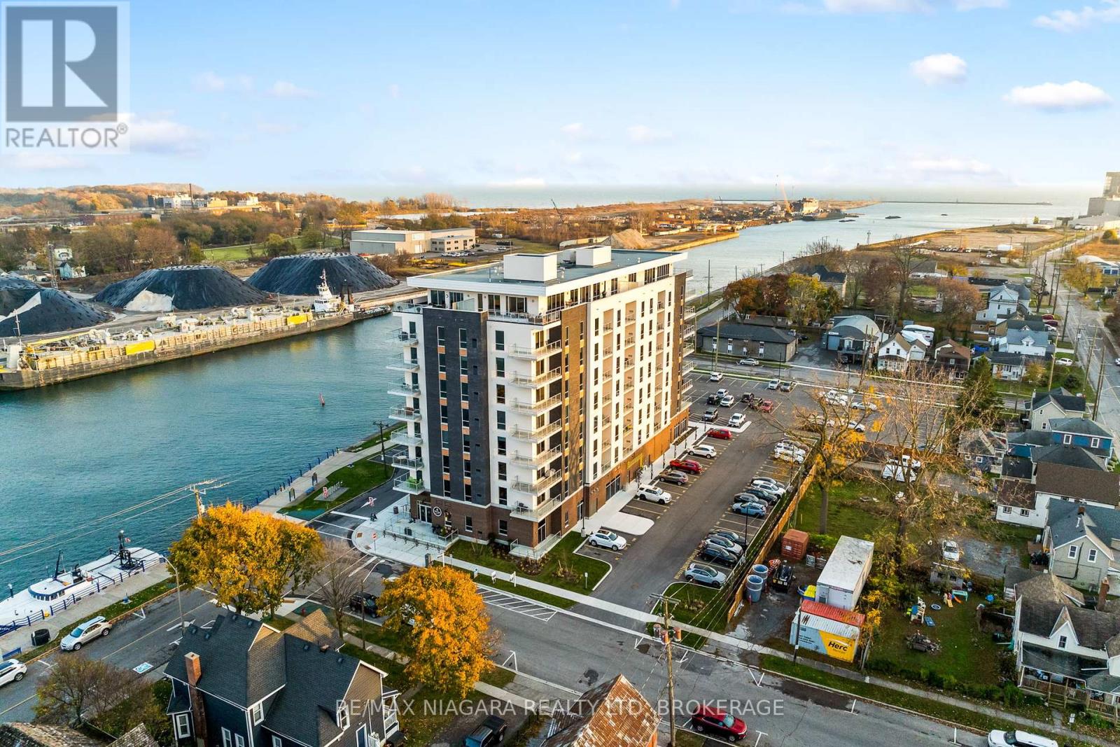703 - 118 WEST STREET, Port Colborne, Ontario
