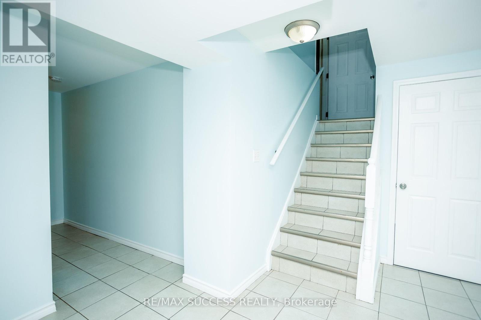 384 Flagstone Way, Newmarket, Ontario  L3X 2R3 - Photo 30 - N12092798