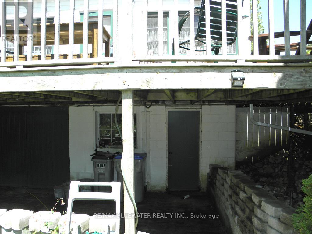 6493 West Parkway Drive, Lambton Shores, Ontario  N0N 1J2 - Photo 33 - X12092843