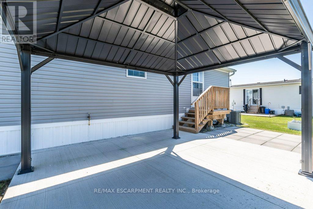 9 Hickory Hollow, Haldimand, Ontario  N0A 1L0 - Photo 28 - X12155236