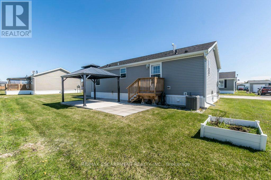 9 Hickory Hollow, Haldimand (Nanticoke), Ontario  N0A 1L0 - Photo 30 - X12155236