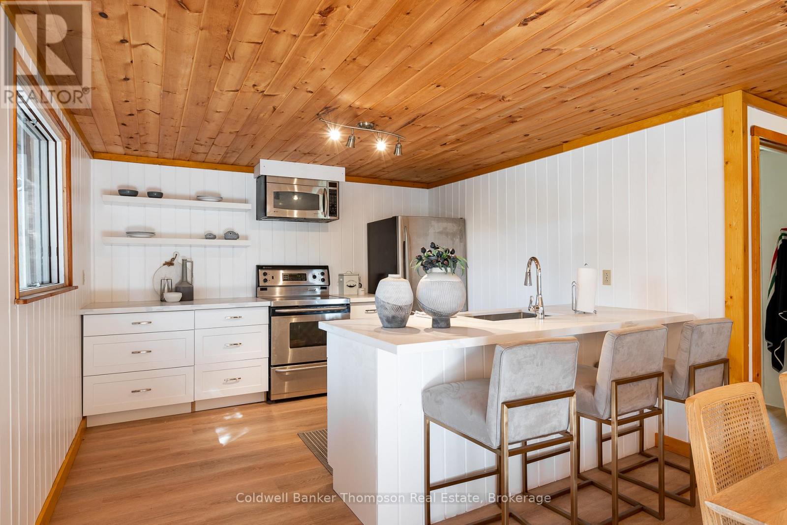 154 North Drive, Huntsville, Ontario  P1H 2J2 - Photo 7 - X12155424