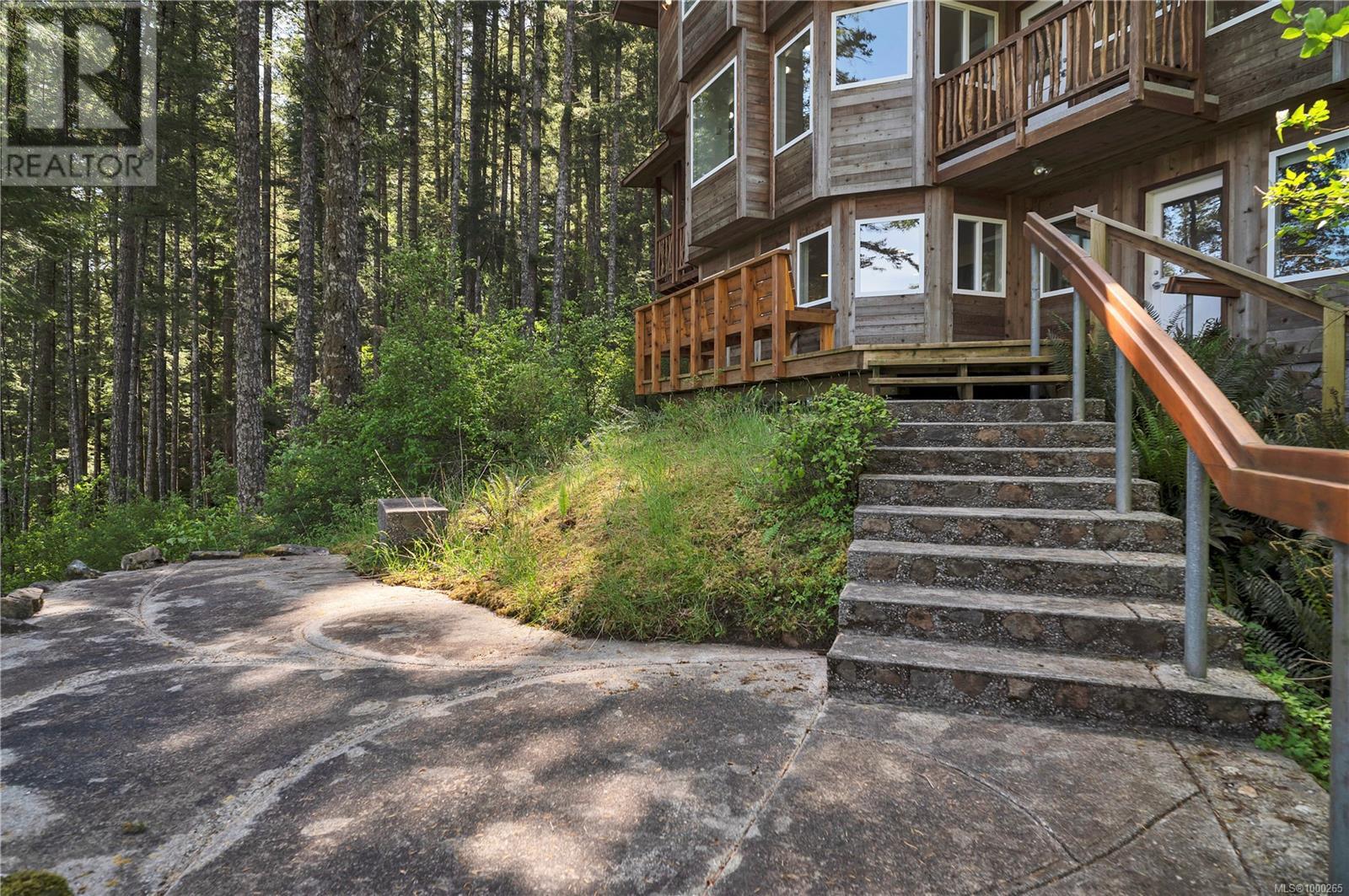 1747 Hyacinthe Bay Rd, Quadra Island, British Columbia  V0P 1H0 - Photo 73 - 1000265