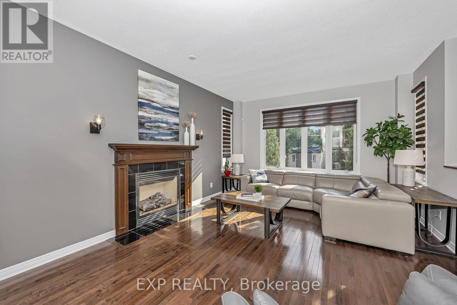 533 Dusty Miller Crescent, Ottawa, Ontario  K1V 2J9 - Photo 13 - X12155376