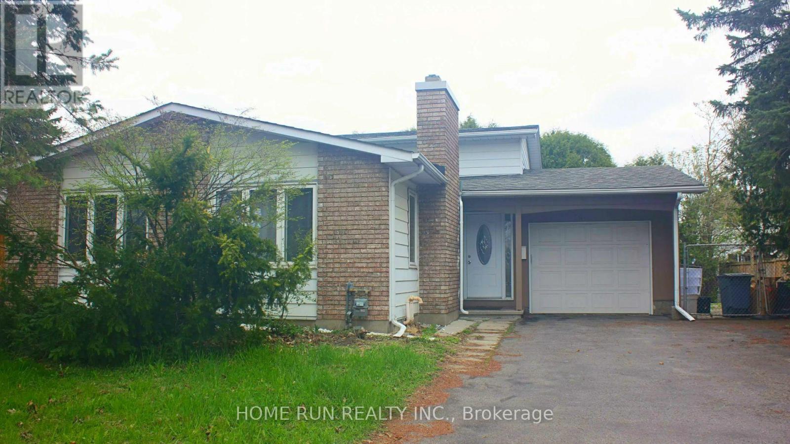 166 Withrow Avenue, Ottawa, Ontario  K2G 3N8 - Photo 1 - X12155425