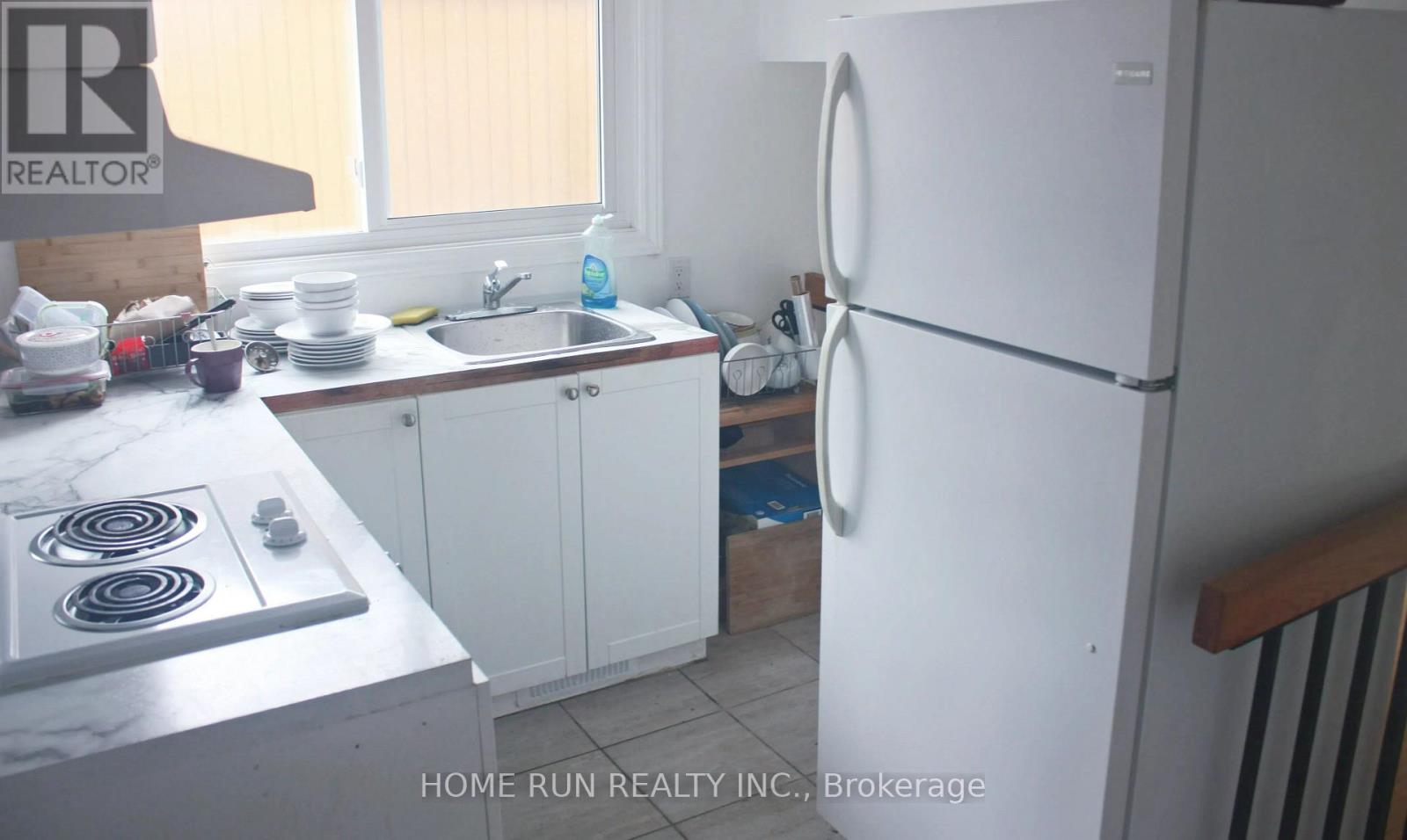 166 Withrow Avenue, Ottawa, Ontario  K2G 3N8 - Photo 5 - X12155425