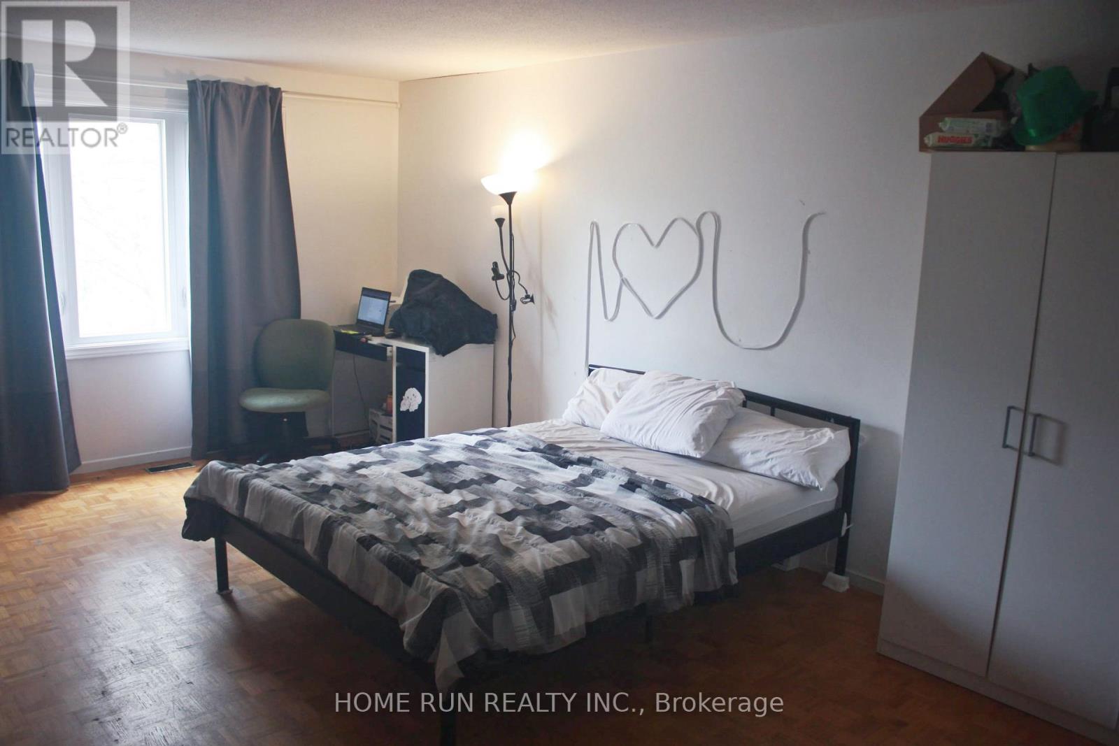 166 Withrow Avenue, Ottawa, Ontario  K2G 3N8 - Photo 9 - X12155425